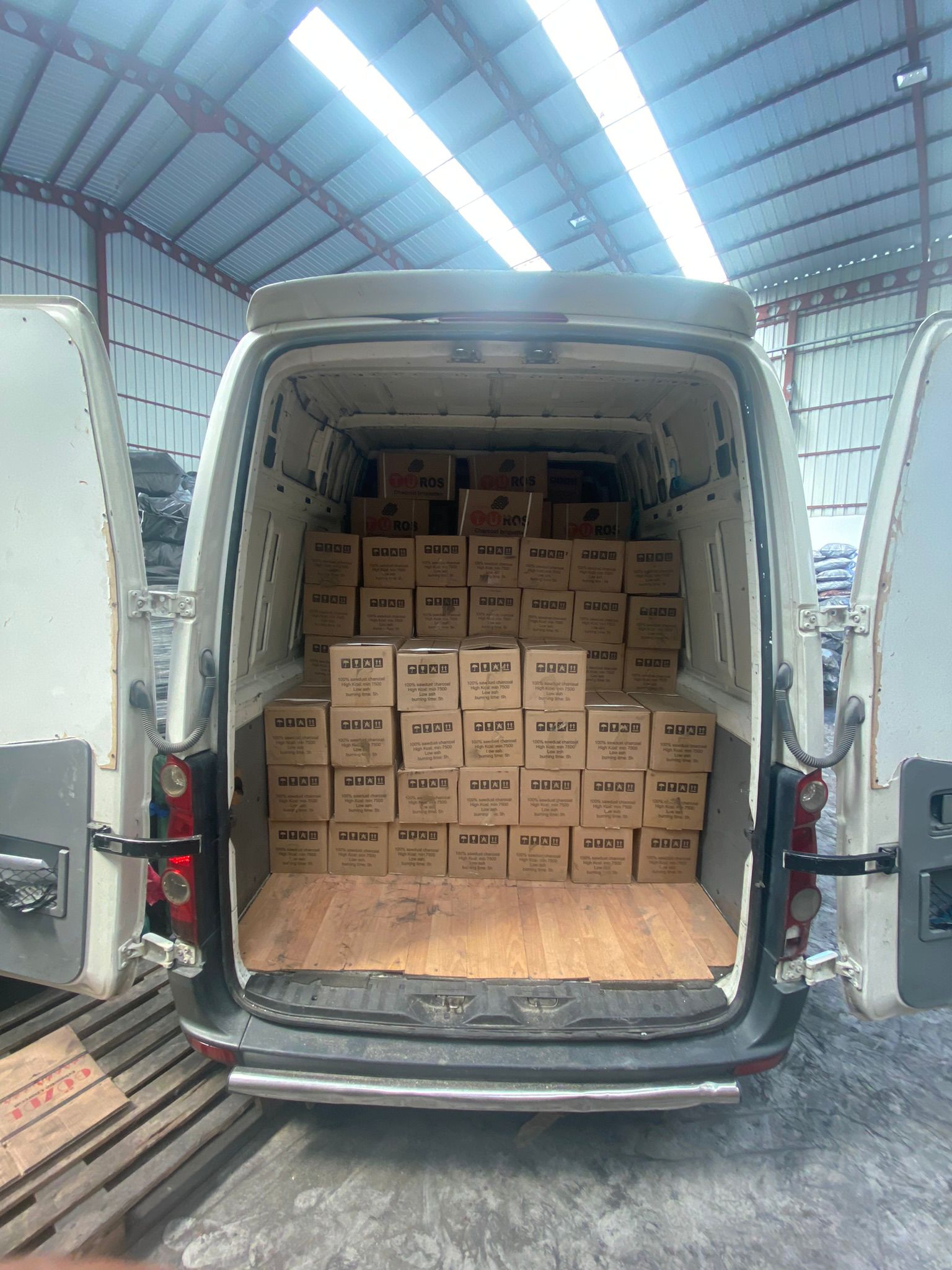 Renk Lojistik araç ve operasyon görseli