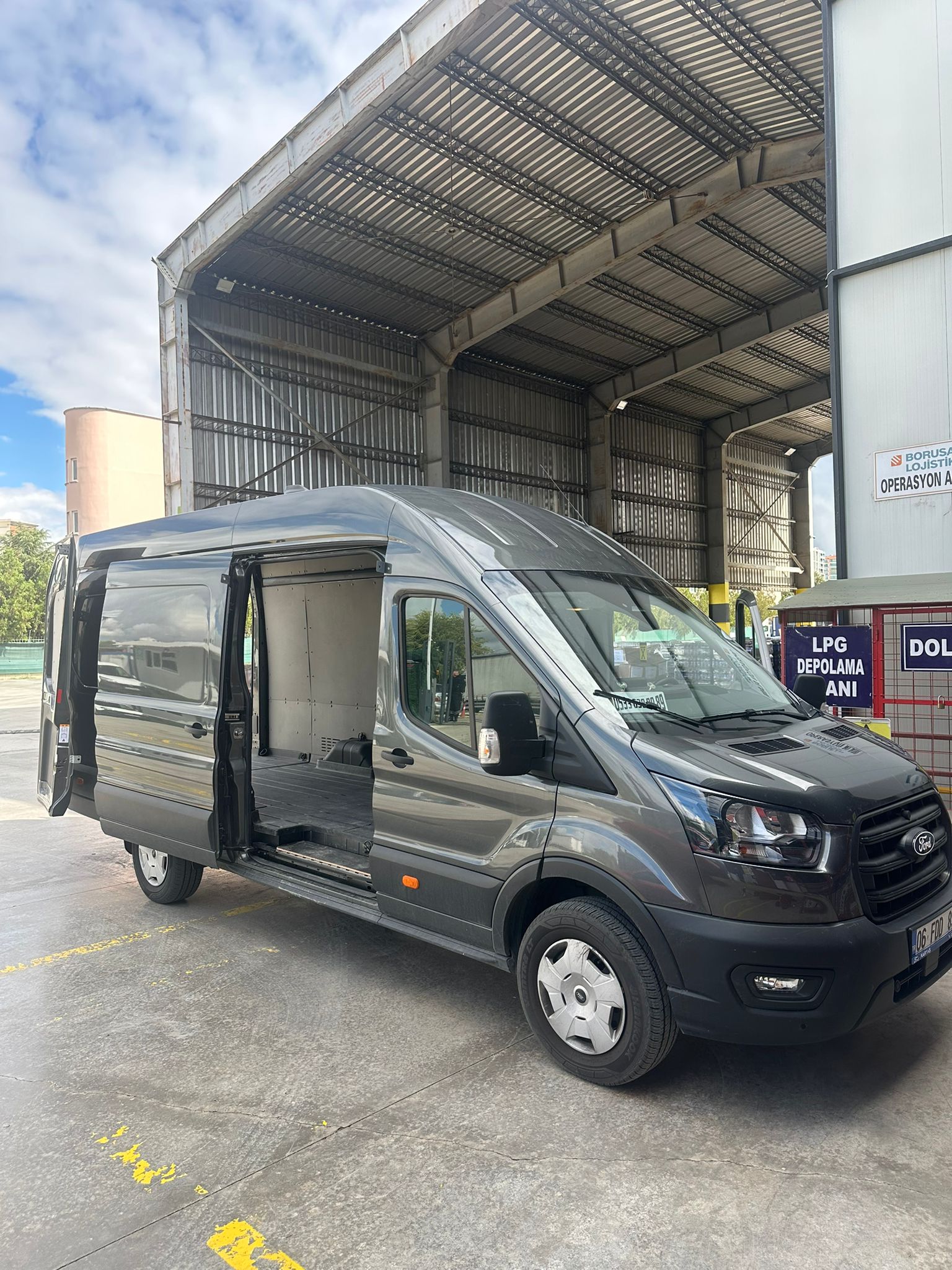 Renk Lojistik araç ve operasyon görseli